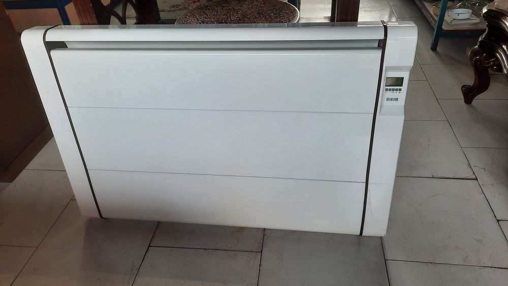 Aquecedor em bom estado, seminovo. 1500w