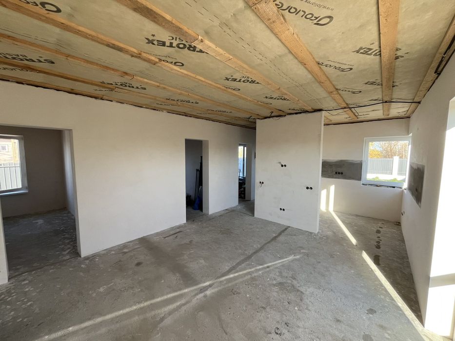 В Продажу НОВОбудова 2км від Мукачева