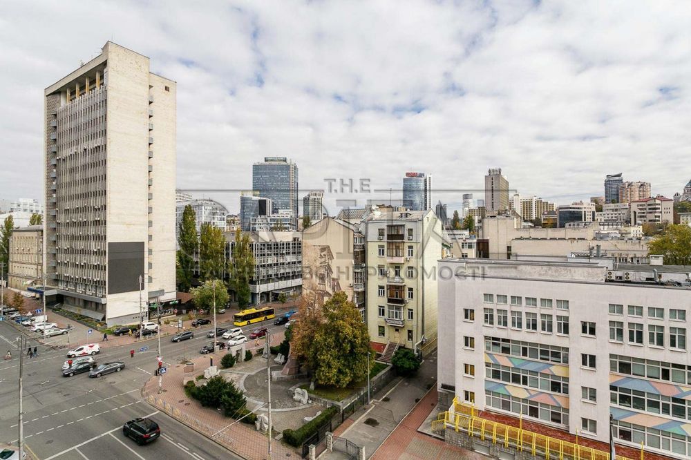 Продаж квартири, вул. Шота Руставелі, Київ