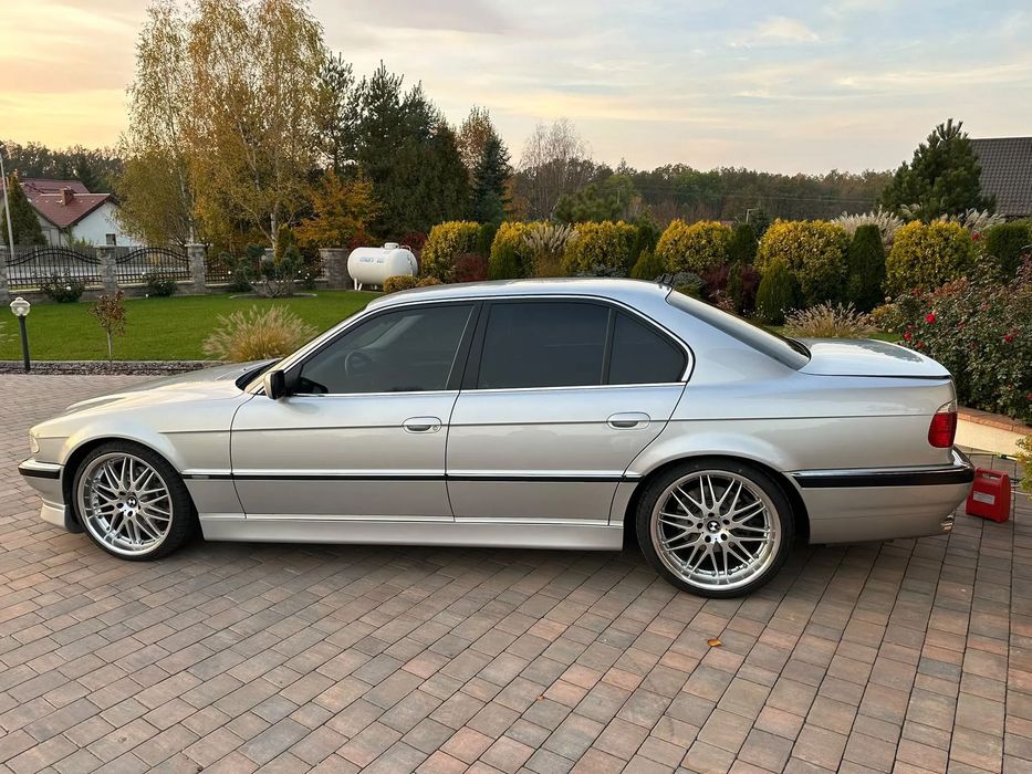 BMW Seria 7