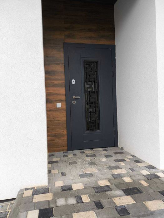 Новый дом в центре Нерубайска, общ 90 м, 3 комнаты. Рядом Усатово.