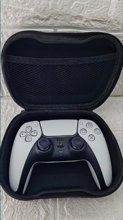 Жесткий защитный футляр для джойстика PS5 Dualsense, Dualshock 4, Xbox