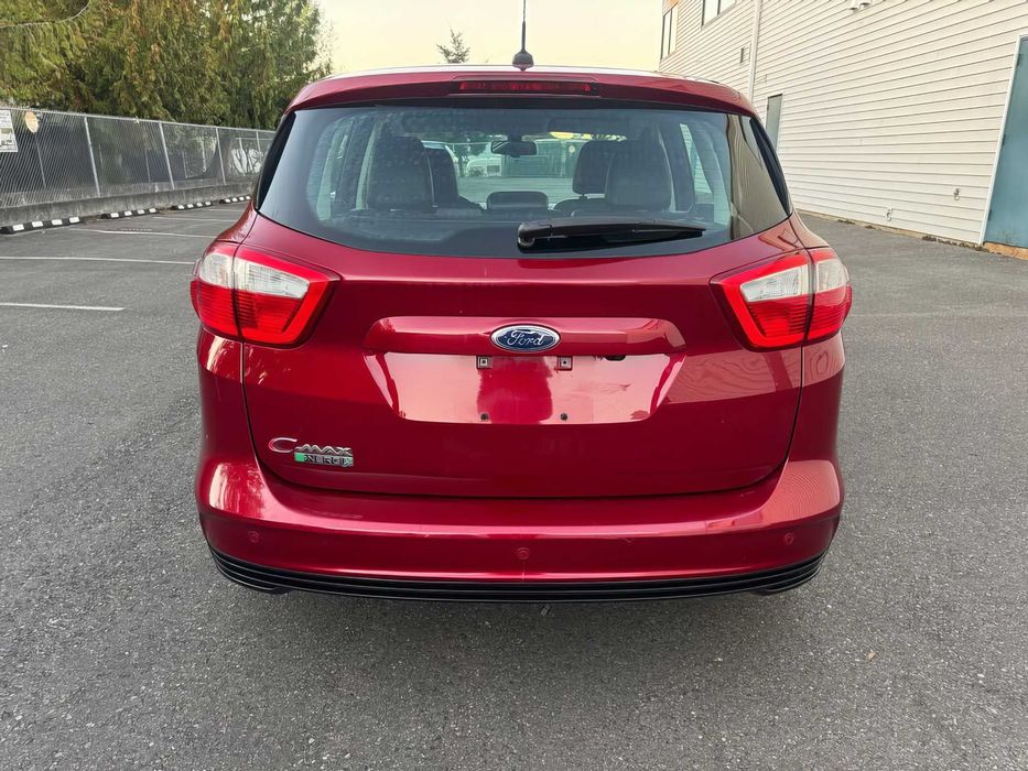 Ford C-Max      2015