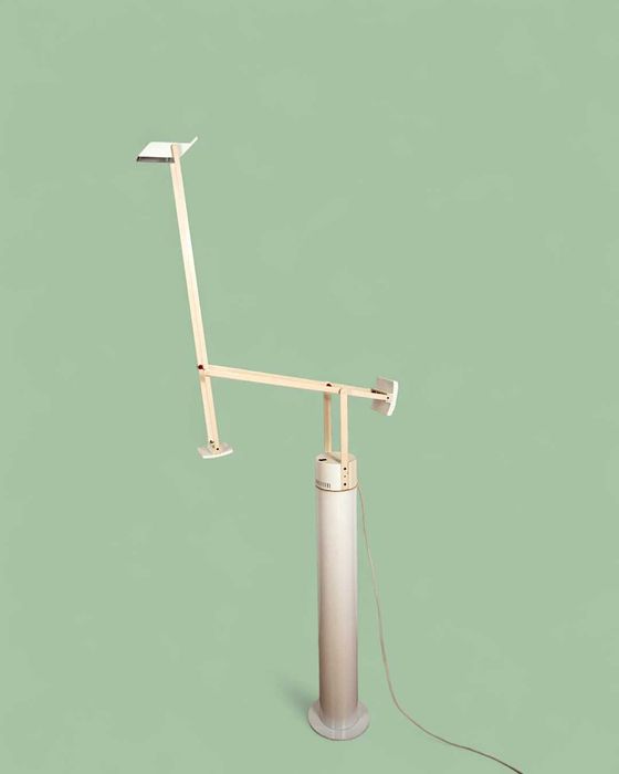 Lampa podłogowa vintage Artemide Tizio Terra, proj. Richard Sapper