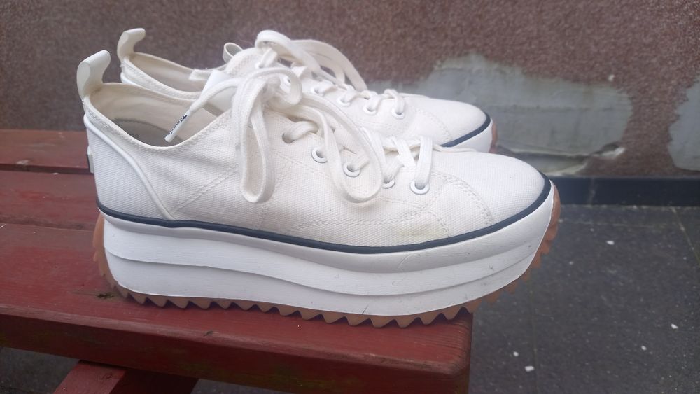 Trampki Tamaris 39