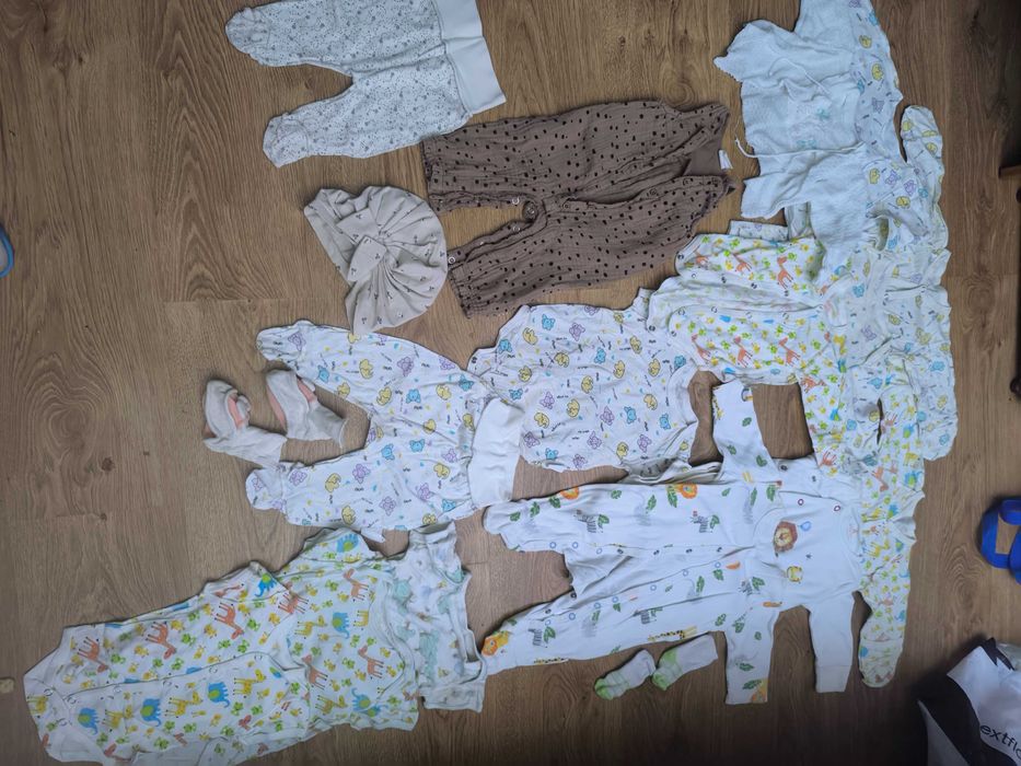 Одяг для новонароджених 0-3 м. Человечек,бодік