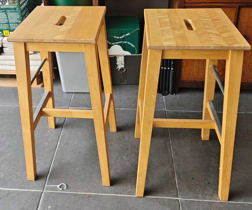 Bancos altos de cozinha (IKEA -"BOSSE")