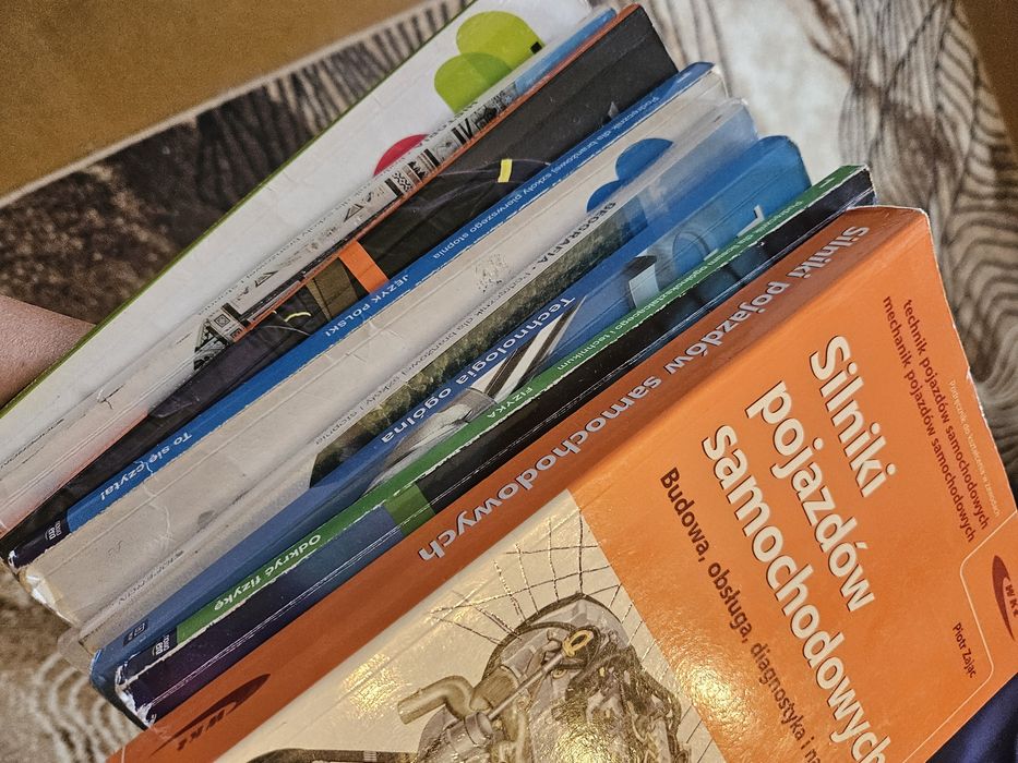 Podręczniki klasa 1  branżowa samochodowa