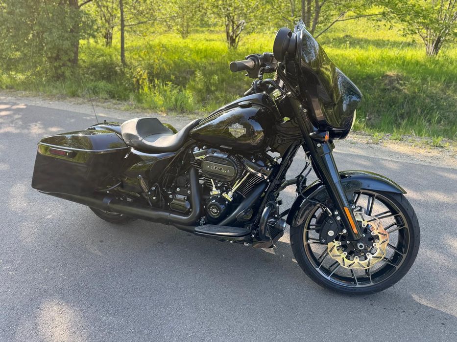 Harley Davidson Street Glide 114