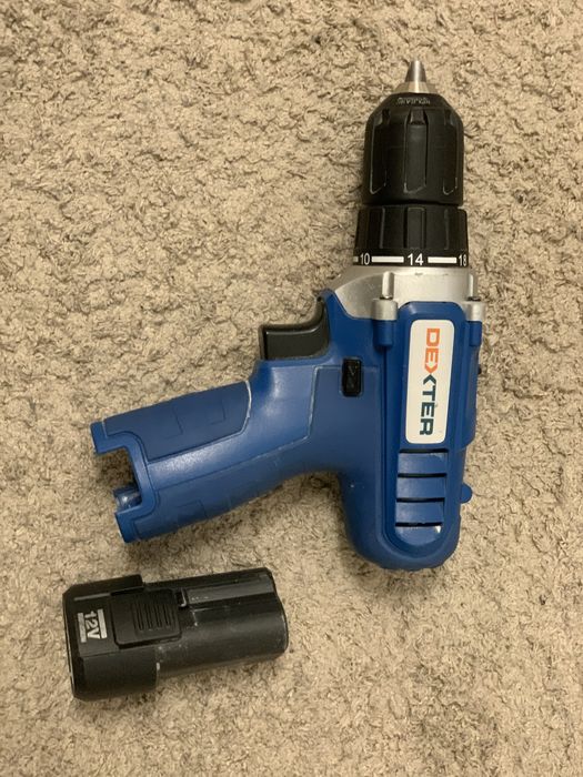 Дриль шурупокрут Dexter