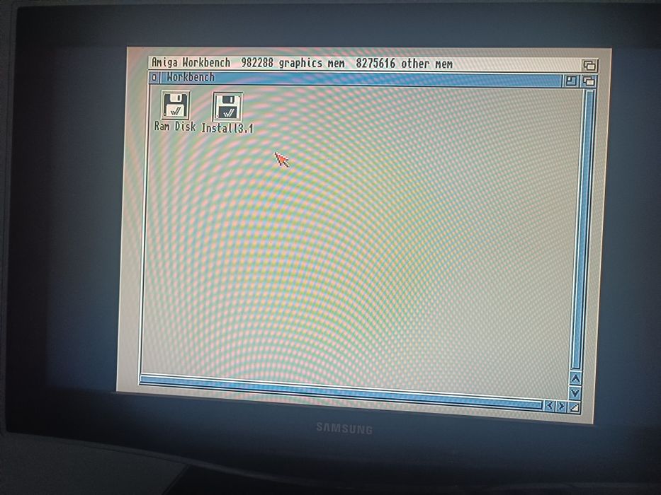 Amiga 500 rev.6a 1 mb chip 8mb fast + stacja gotek z oprogramowaniem na pendrive