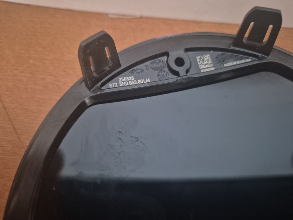 Oryginalne logo/emblemat VW przód grill ACC radar – NOWE OEM