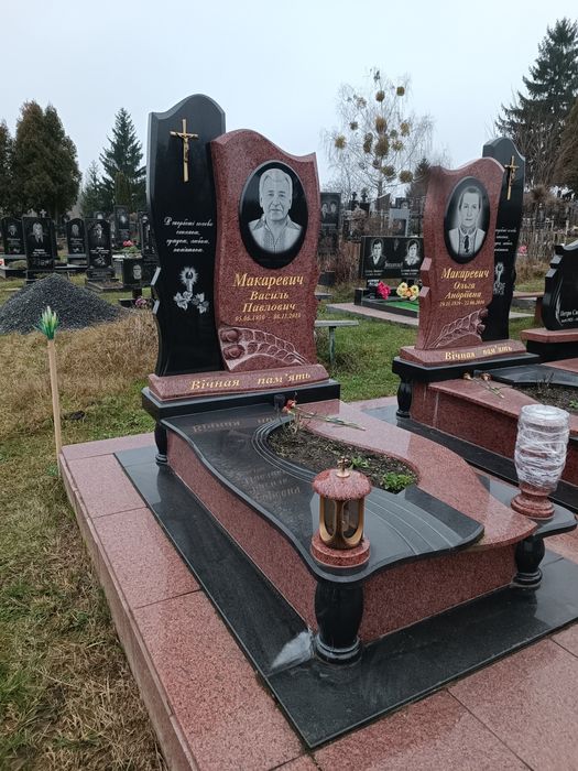 Пам'ятники з граніту
