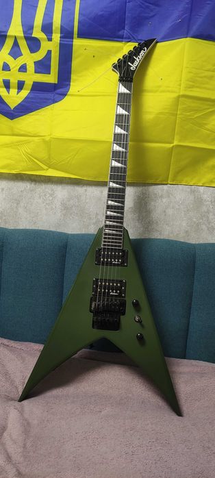 Електрогітара JACKSON  JS V 32