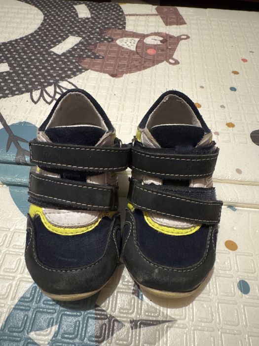 Trzewiki na rzepy dla chlopca