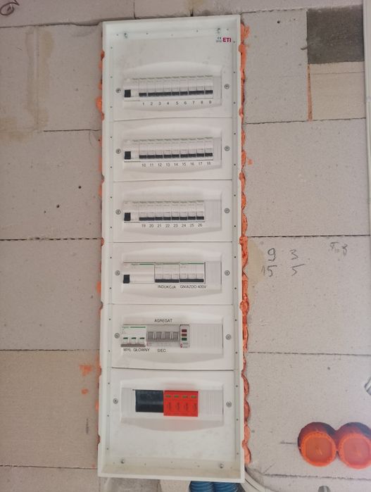 Elektryk, usługi elektryczne, usługi minikoparką, prowizorki budowlane