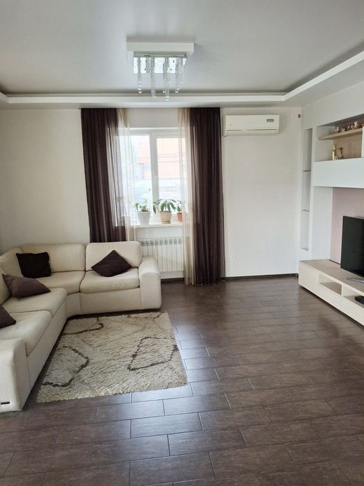 Продам дом с ремонтом Братское ,Новоалександровка