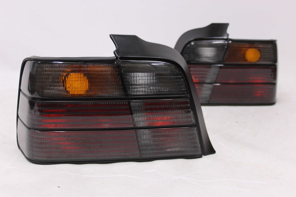 Lampy światła tył tylne BMW E36 90-99 SEDAN M-PAKIET TUNING Black smoke czarne IGŁA