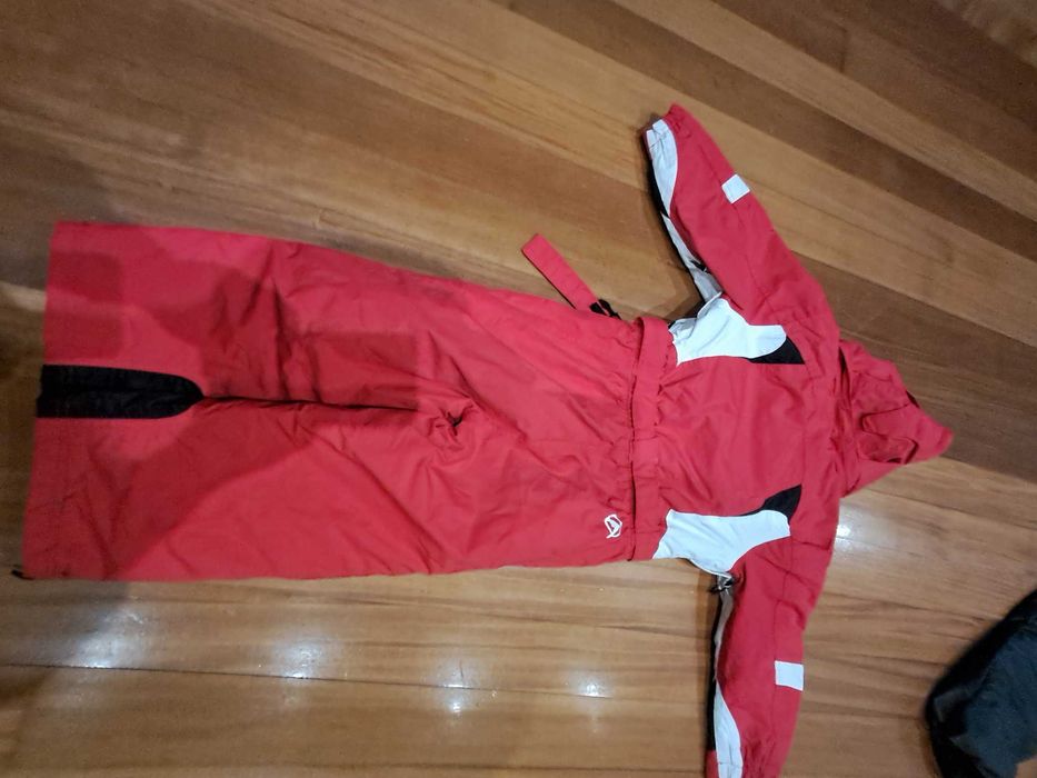 Fato de neve 5/ 6 anos