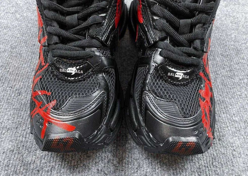 Balenciaga Runner Grafiti Buty