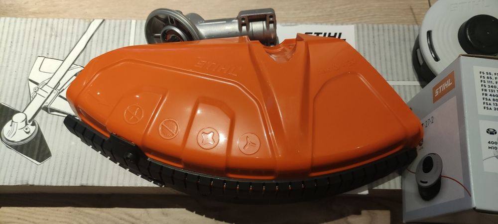 Stihl  osłona   , kombi 41800071028   FS 89  FS 91 FS 94 FS 111 FS 131 FS 240 FSA 130 FSA 135 FR 410 FR 460 FS-KM km 131 r