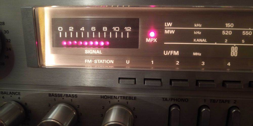 Amplituner stereo Grundig R 1000