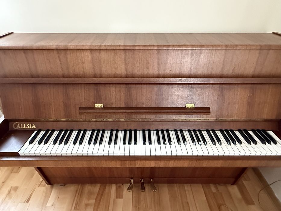 Pianino marki Calisia