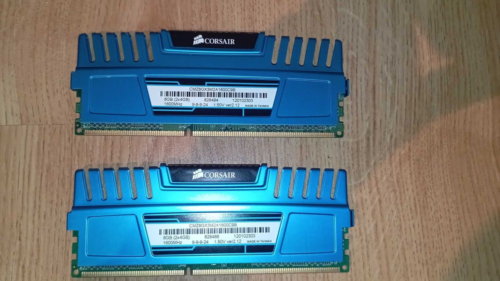 Corsair 8GB (2x 4GB) 1600MHz Vengeance Blue CL9 DDR3