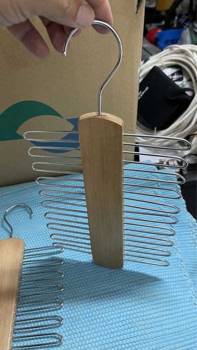 2 Suportes para gravatas