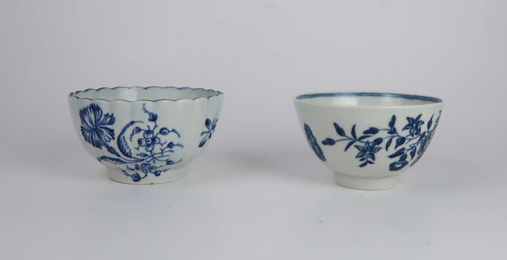 Par de taças em porcelana de Worcester Séc. XVIII