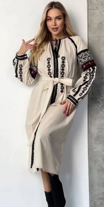 Продам вишите плаття