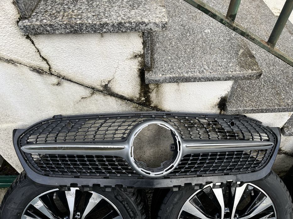 Grelha frontal Mercedes a180 - w177