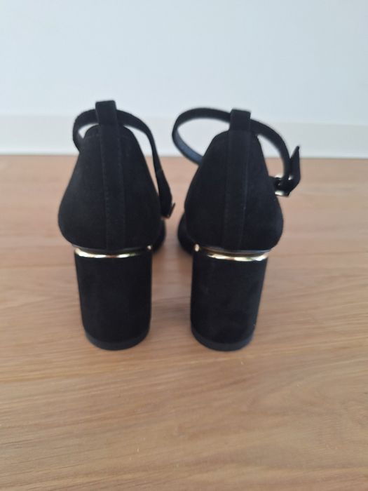 Buty Massimo Dutti 39