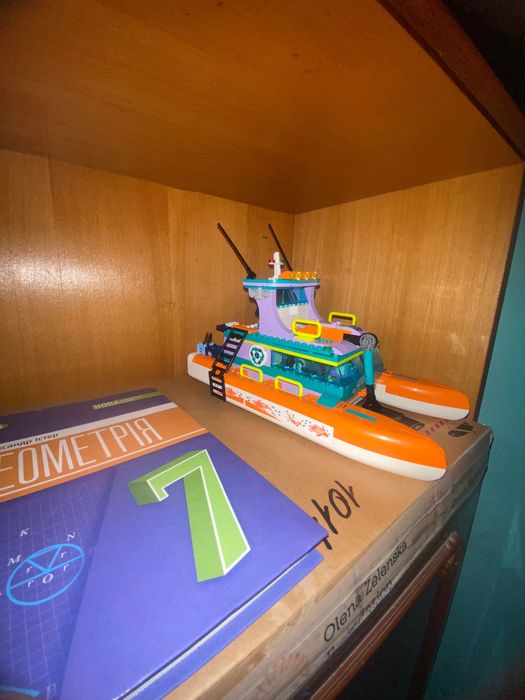 Продам Lego friends 41734