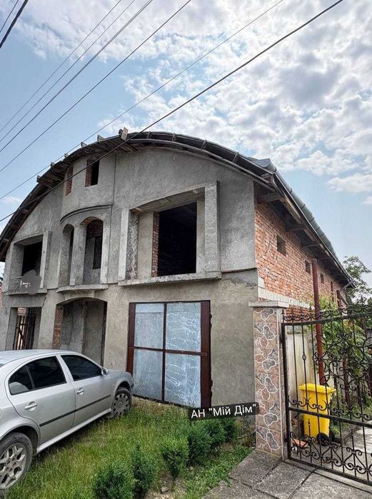 Продається будинок у м.Берегове