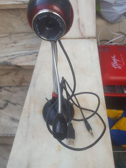 Webcam with built-in microphone for computers424291393896468481