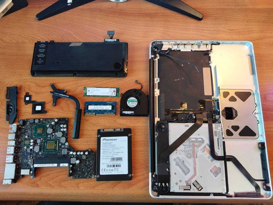 MacBook Pro 13 A1278 (2011) на запчастини / повний комплект під розбір + SSD Pioneer 512GB + Екран