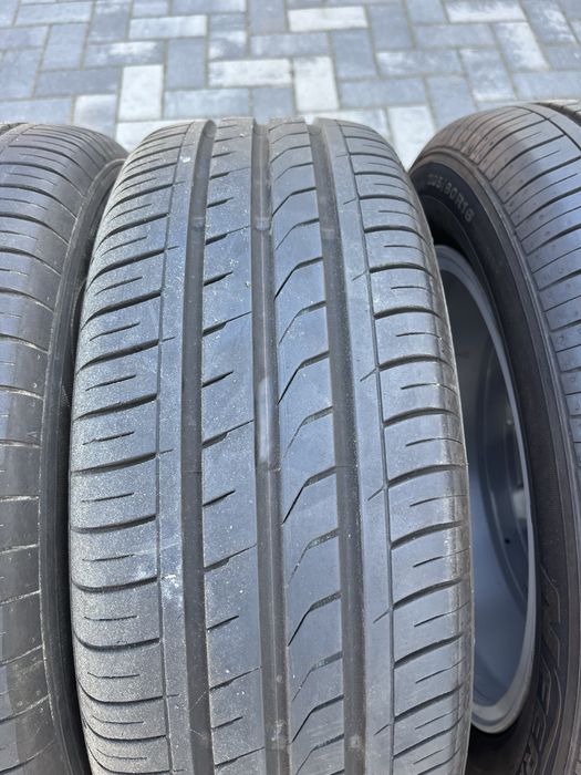 4 Opony letnie Nexen Nfera Su1 205/60R16 92H