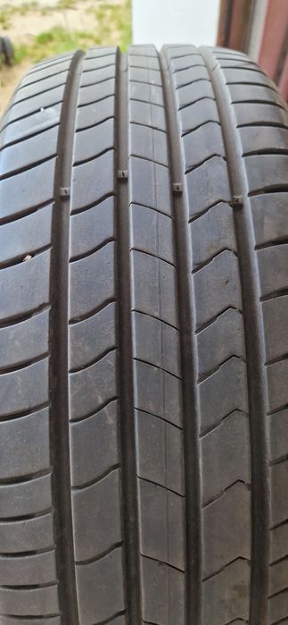 Sprzedam  opony 215x60 R17 4 sztuki