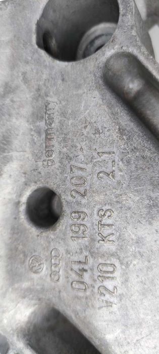 кронштейн коробки мотор 1k0199117 06K199207A 04L199207 04L903143B