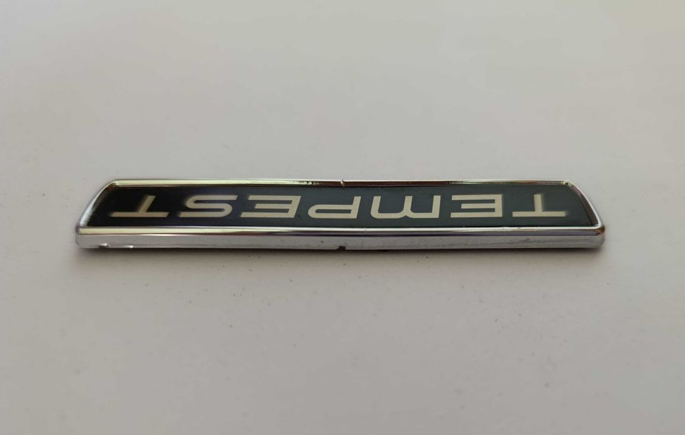 Napis emblemat Pontiac  Tempest znaczek