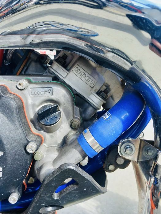 Yamaha YZ 85  ( kit athena)