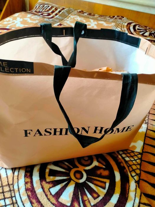 Покрывало на двуспальную кровать атласное