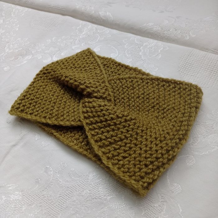 Zielona opaska na uszy, głowę