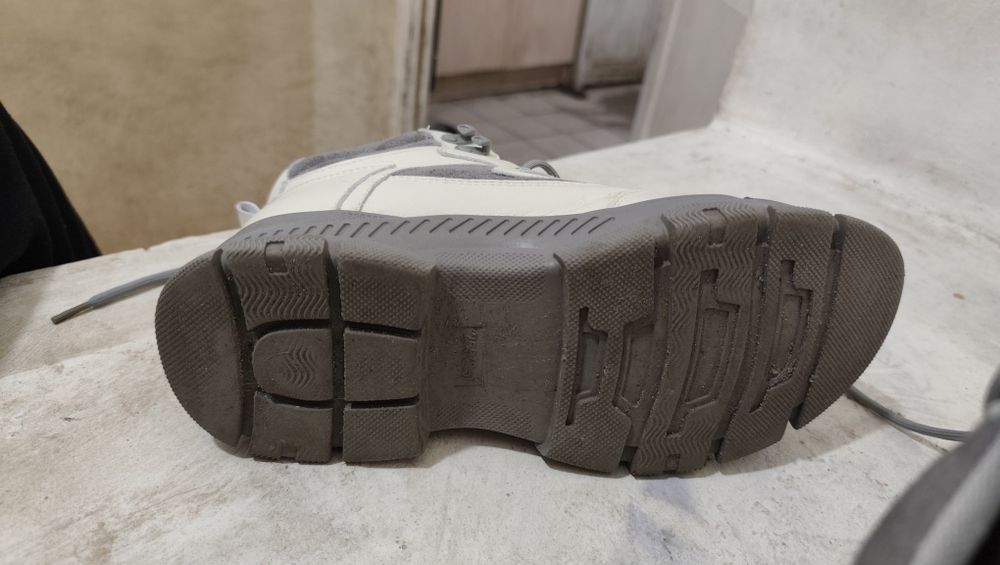 Кроссовки женские зима Meideli M850-7