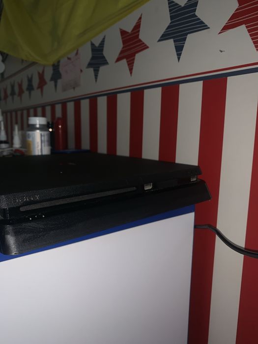 Ps4 plus 512gb..