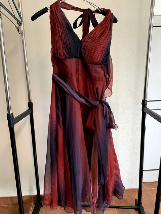 Vestido de festa Bordeaux