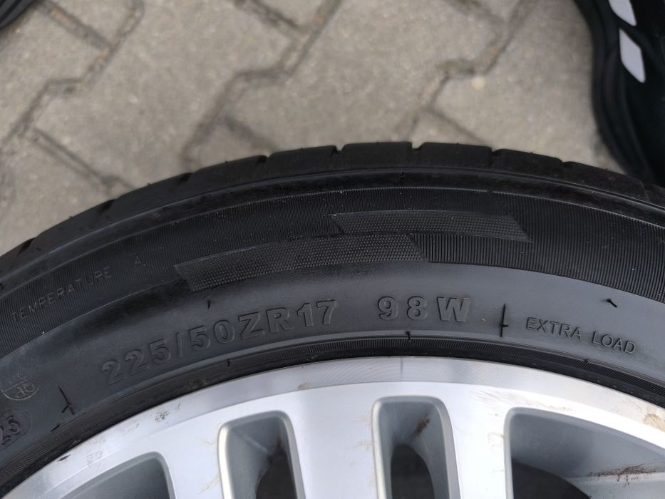 Alufelgi Ford 5x108 17"z oponami letnimi jak nowe