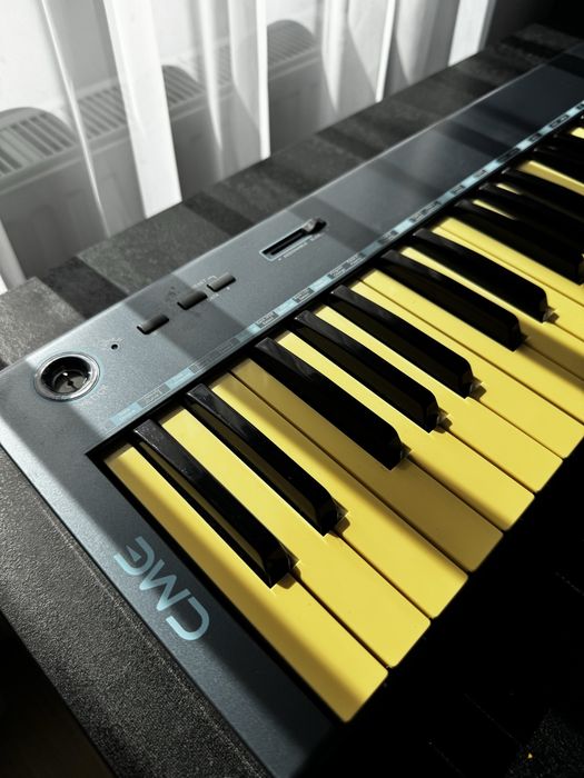 Klawiatura CME M-Key v2 Ultra Thin MIDI Keyboard