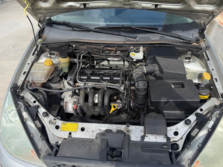 Ford Focus  2002 ( 1 dono )